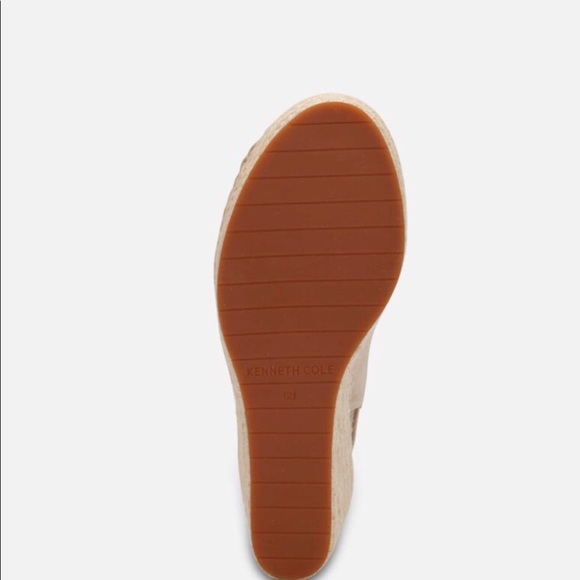 Kenneth Cole  OLIVIA SUEDE ESPADRILLE WEDGE - Picture 5 of 5